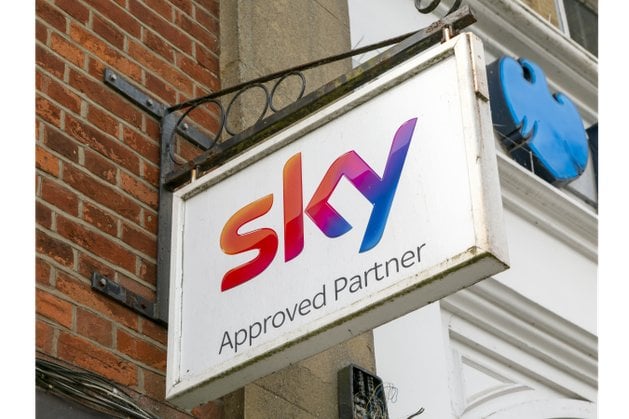 明らかにされた：4月からの価格のハイキングで、スカイアイルランドの600,000のテレビとブロードバンドの顧客のほとんどがどれだけ多いか