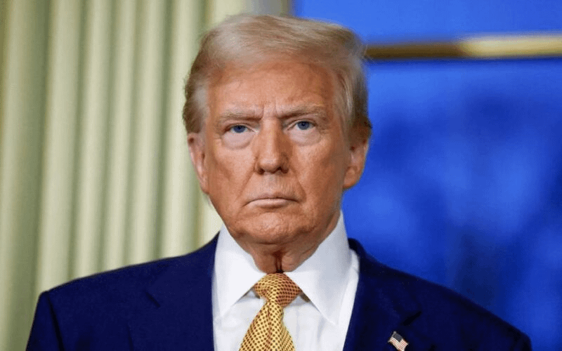 トランプは、プーチンへの包括的な圧力に同意するために、楕円形のオフィスで会議を開催します。トランプのウクライナ使節団は、ウクライナが協議に先立ってロシアへの軍事的圧力を継続すべきだと保証した。そして、ドナルド・トランプは、プーチンを戦争を終わらせるために制裁を二重にする準備ができています。