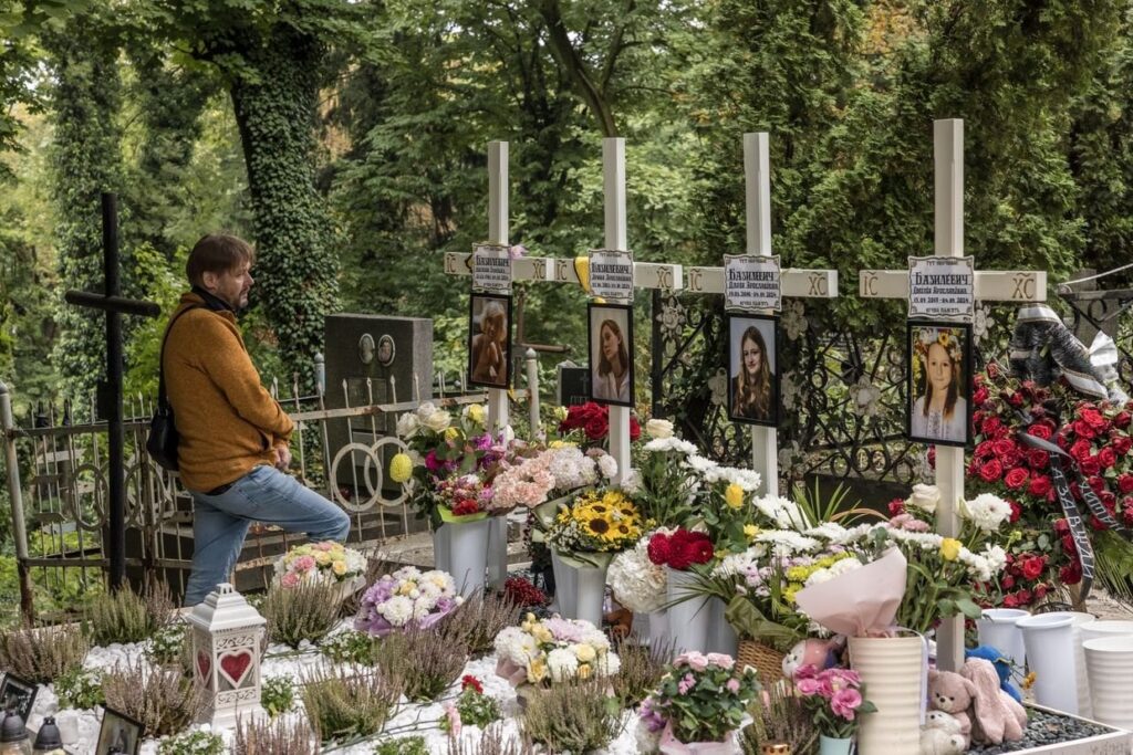 ロシアの独立メディアの後の怒りは、広告キャンペーンでウクライナ戦争の犠牲者を使用しています