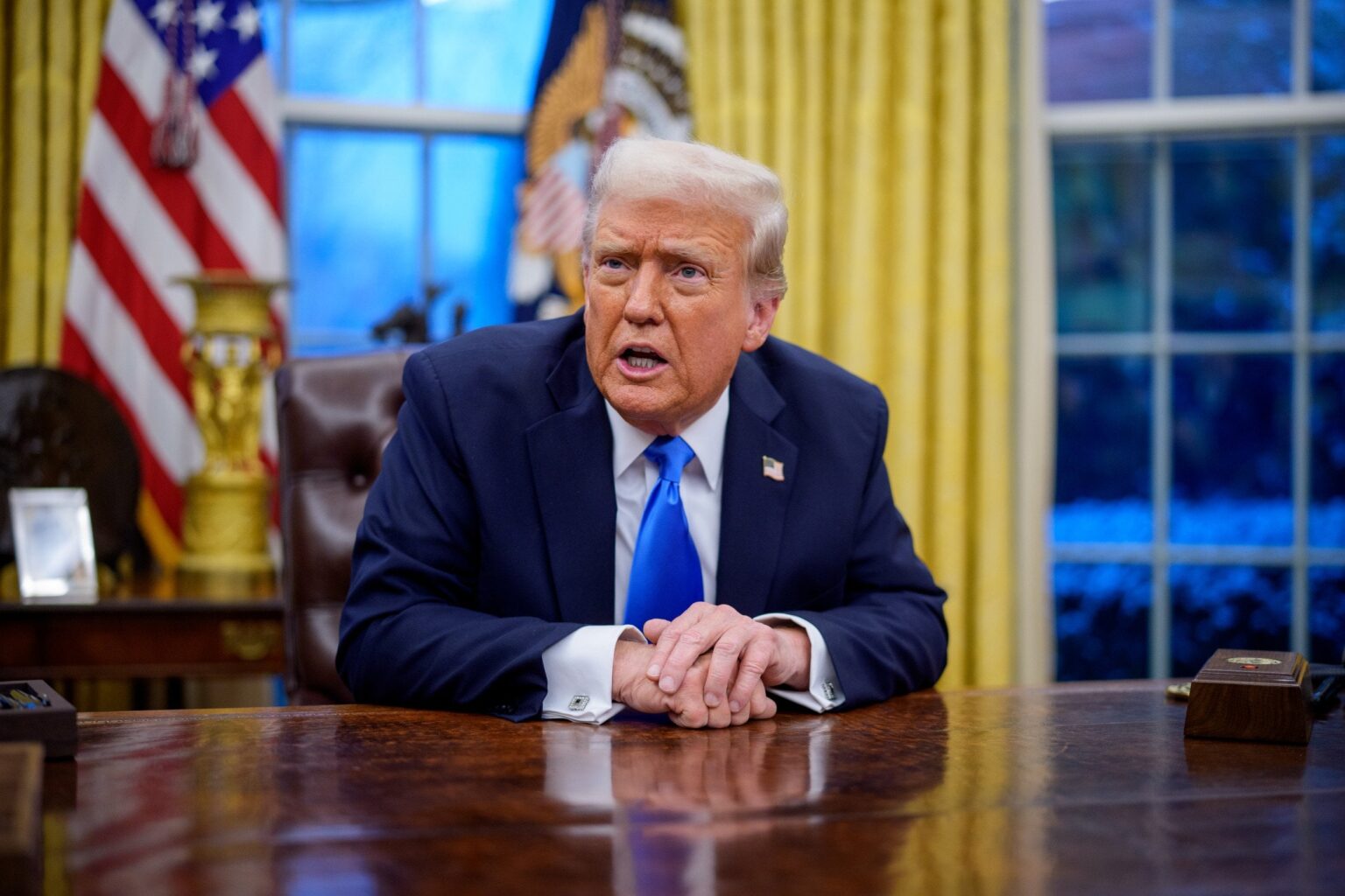 ドナルドトランプの高い承認評価はフェードされています。