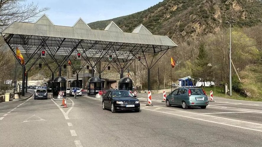 カタロニアの農民はスペインからアンドラへのアクセスを削減しません