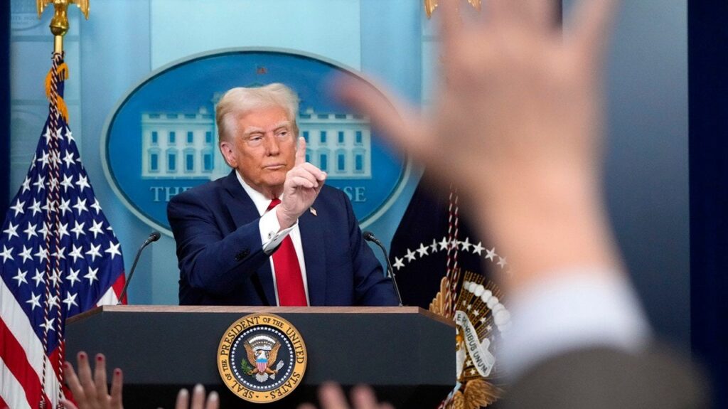 ウォールストリートジャーナルは、トランプの関税計画を非難します：「歴史上最も愚かな貿易戦争」