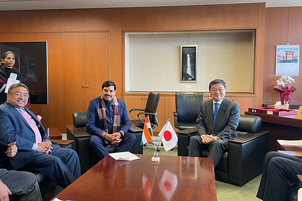 【令和7年1月29日】　インド共和国マディヤ・プラデシュ州　ヤーダヴ州首相による古川国土交通副大臣への表敬訪問 - 国土交通省