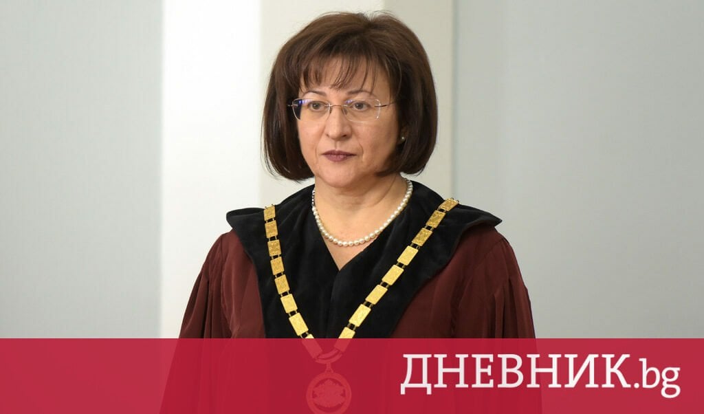 [Бутафория]憲法裁判所は、「情報サービス