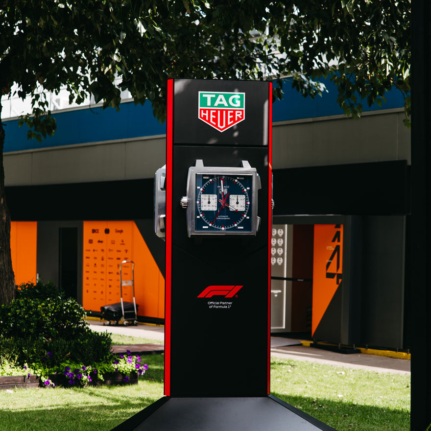 タグ・ホイヤー モナコ クロック