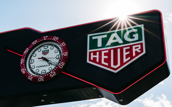 タグ・ホイヤーが存在感を示したF1開幕戦「オーストラリア グランプリ 2025」 | 高級腕時計専門誌クロノス日本版[webChronos]