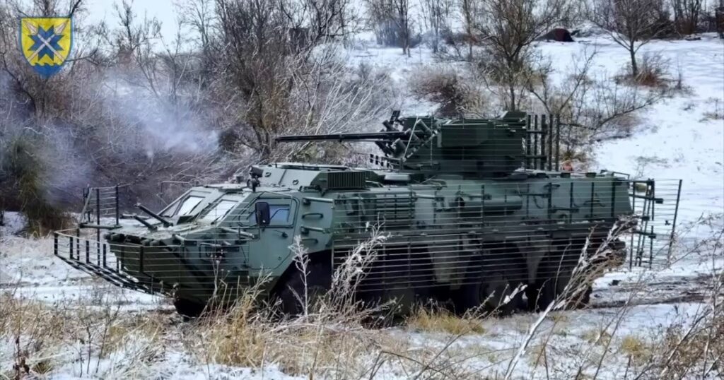 クピアンスクでは、速いウクライナの隣接する操作はロシアの退却を強制します