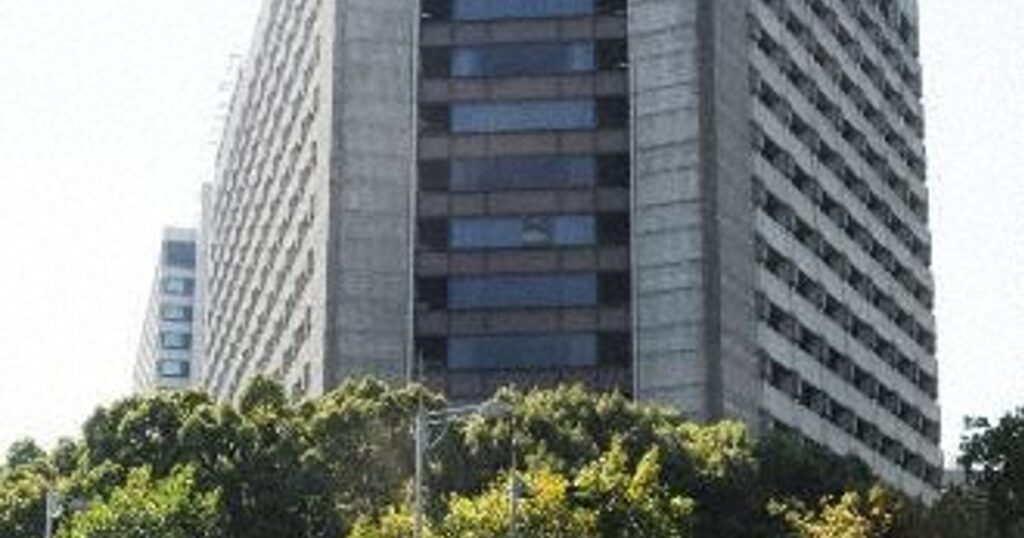 死亡事案捜査の警察官 現場の部屋から3000万円窃盗容疑逮捕 - 毎日新聞