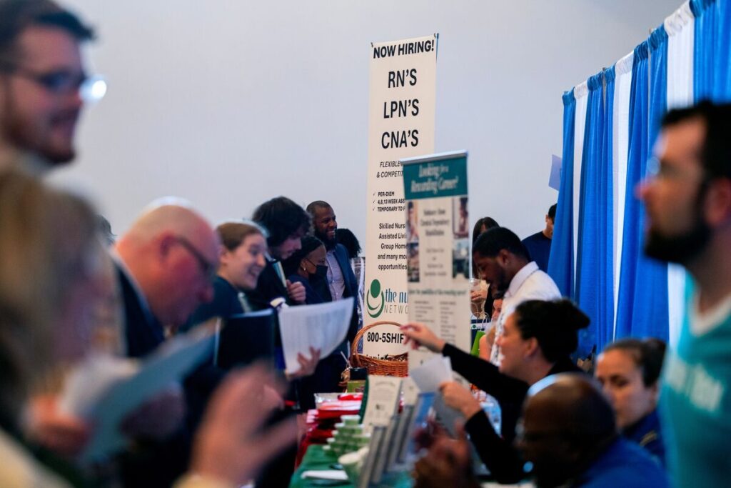 ２月米雇用統計、労働市場の勢い判断する手掛かり提供－７日発表 - Bloomberg