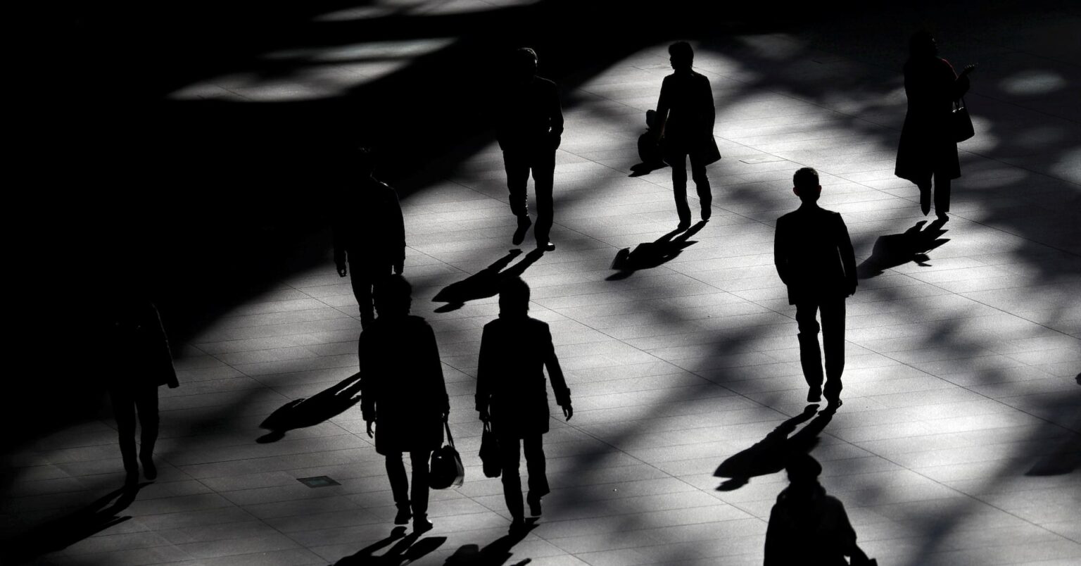 失業率1月は2.5％で横ばい、労働市場拡大　求人倍率1.26倍に上昇 | ロイター