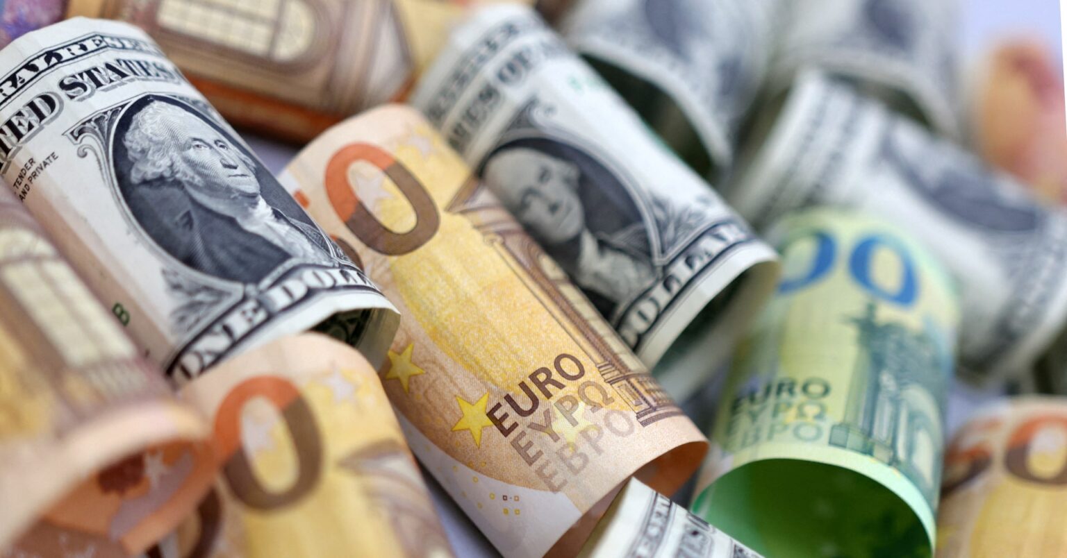 ＮＹ外為市場＝ユーロ上昇、カナダドルとメキシコペソは安い | ロイター