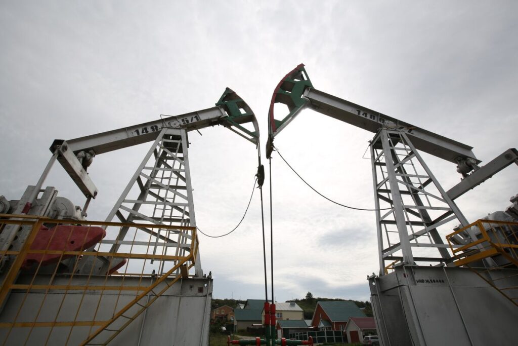 ＯＰＥＣプラス、４月からようやく供給引き上げへ－トランプ氏が圧力 - Bloomberg