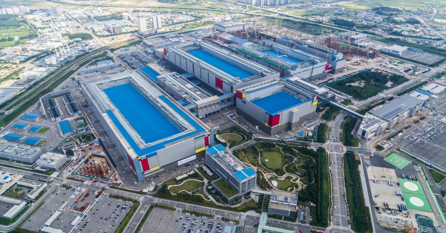 韓国、戦略産業支援へ340億ドル規模の基金設立　半導体など強化 | ロイター