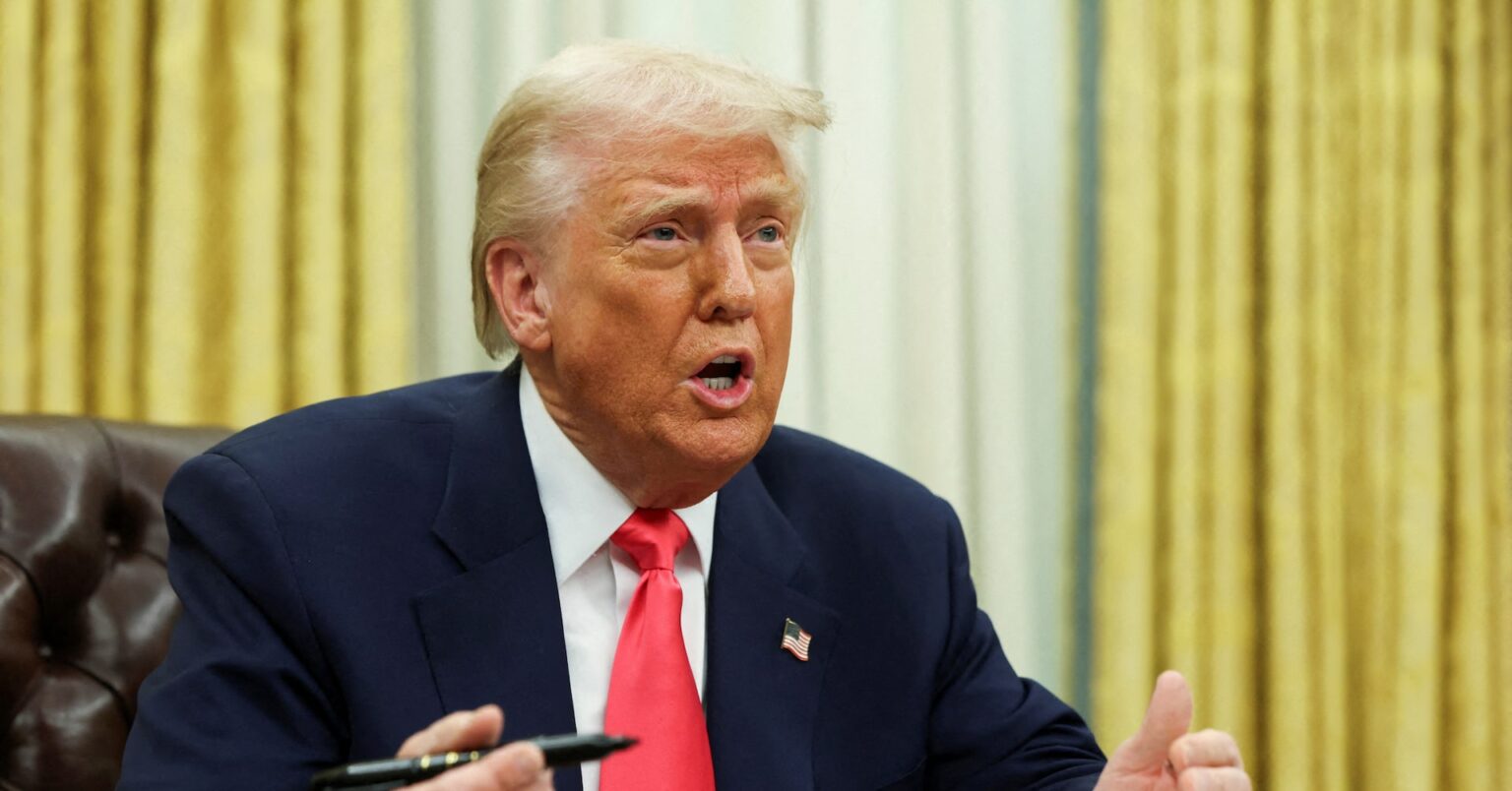 トランプ氏、日米安保条約で「日本に米国防衛する必要ない」と指摘　不満示す | ロイター