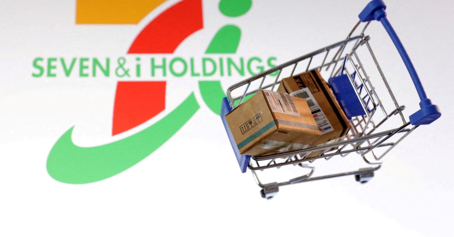 焦点：セブン、株主還元で株価浮上狙う　本質的な価値向上急がれる局面 | ロイター