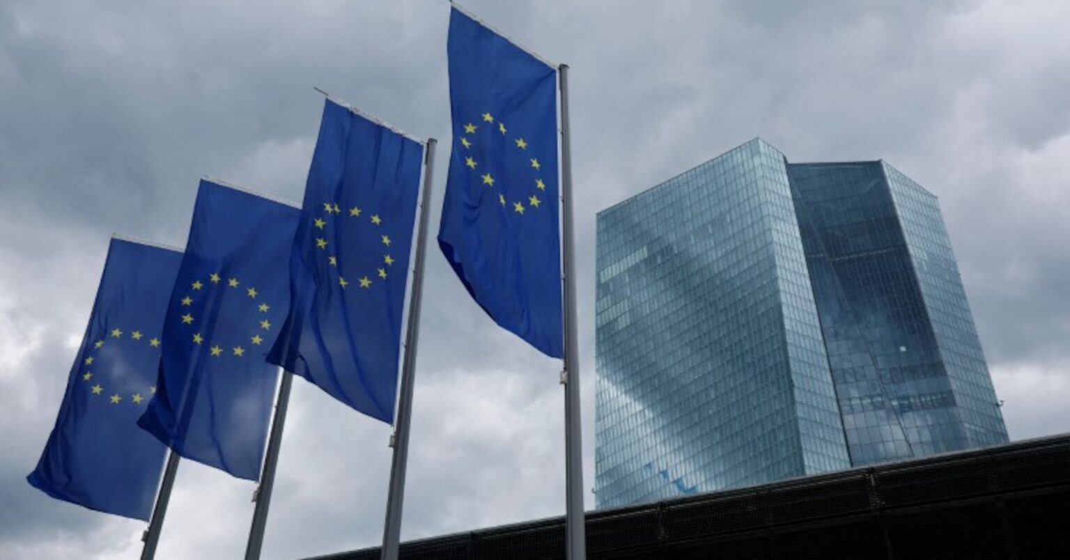 ＥＣＢ、25年の成長率予想を再下方修正　貿易政策などに不確実性 | ロイター