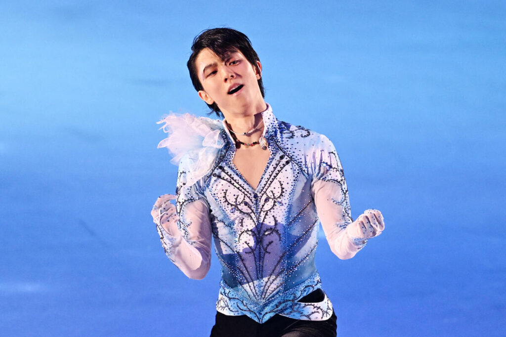 ようやく「同じ目線に」…羽生結弦が野村萬斎との共演で見せた覚悟、そして3.11被災地への鎮魂と祈り アイスショー「ノッテ・ステラータ」レポート（1）(1/3) | JBpress (ジェイビープレス)