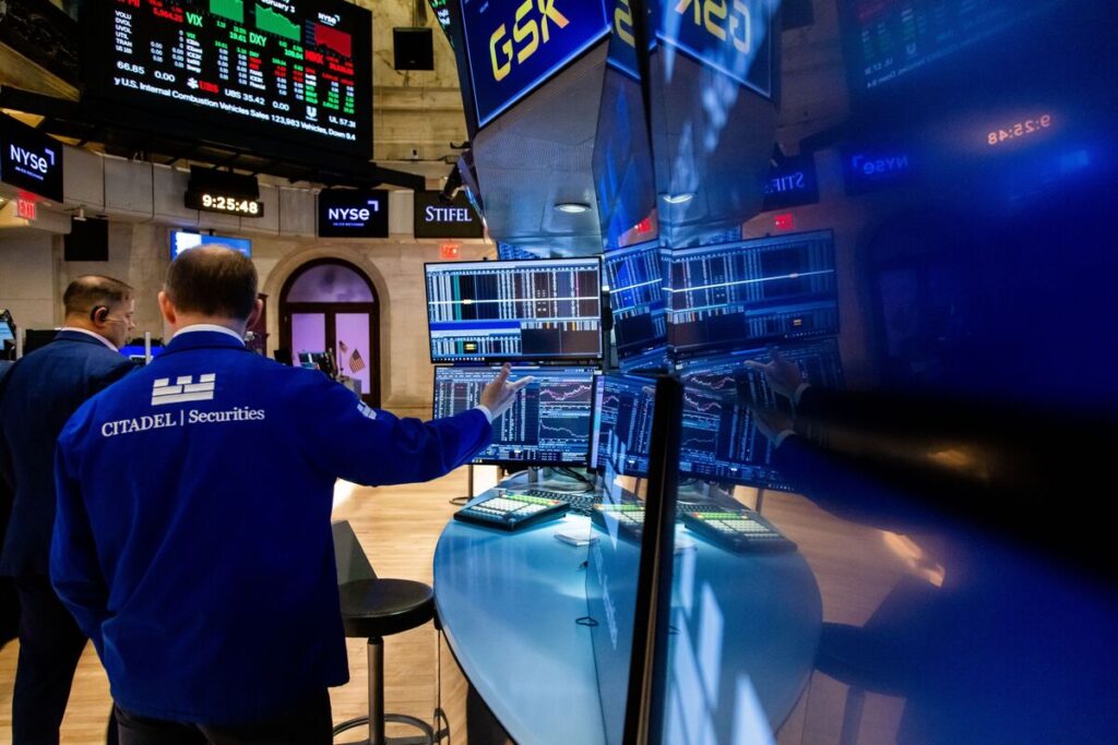 米国株への警戒強まる、Ｓ＆Ｐさらに５％安の恐れとウィルソン氏 - Bloomberg