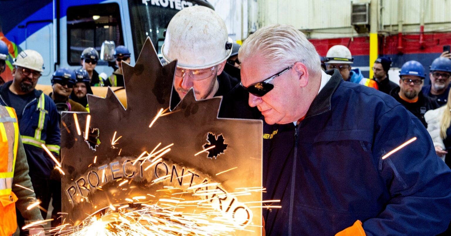 トランプ氏、カナダ産鉄鋼・アルミ関税50％に引き上げ　12日適用 | ロイター