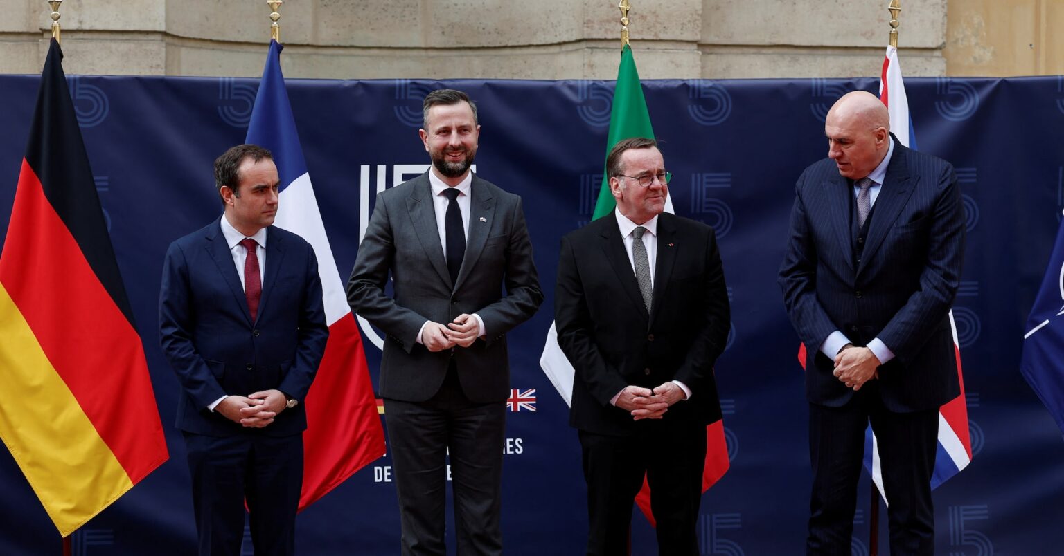 欧州5カ国の国防相が会談、防衛力強化やウクライナ安保を確約 | ロイター