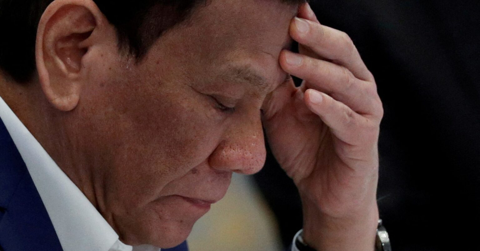 ドゥテルテ氏がＩＣＣ拘束下に、動画で「長い司法手続きになる」 | ロイター