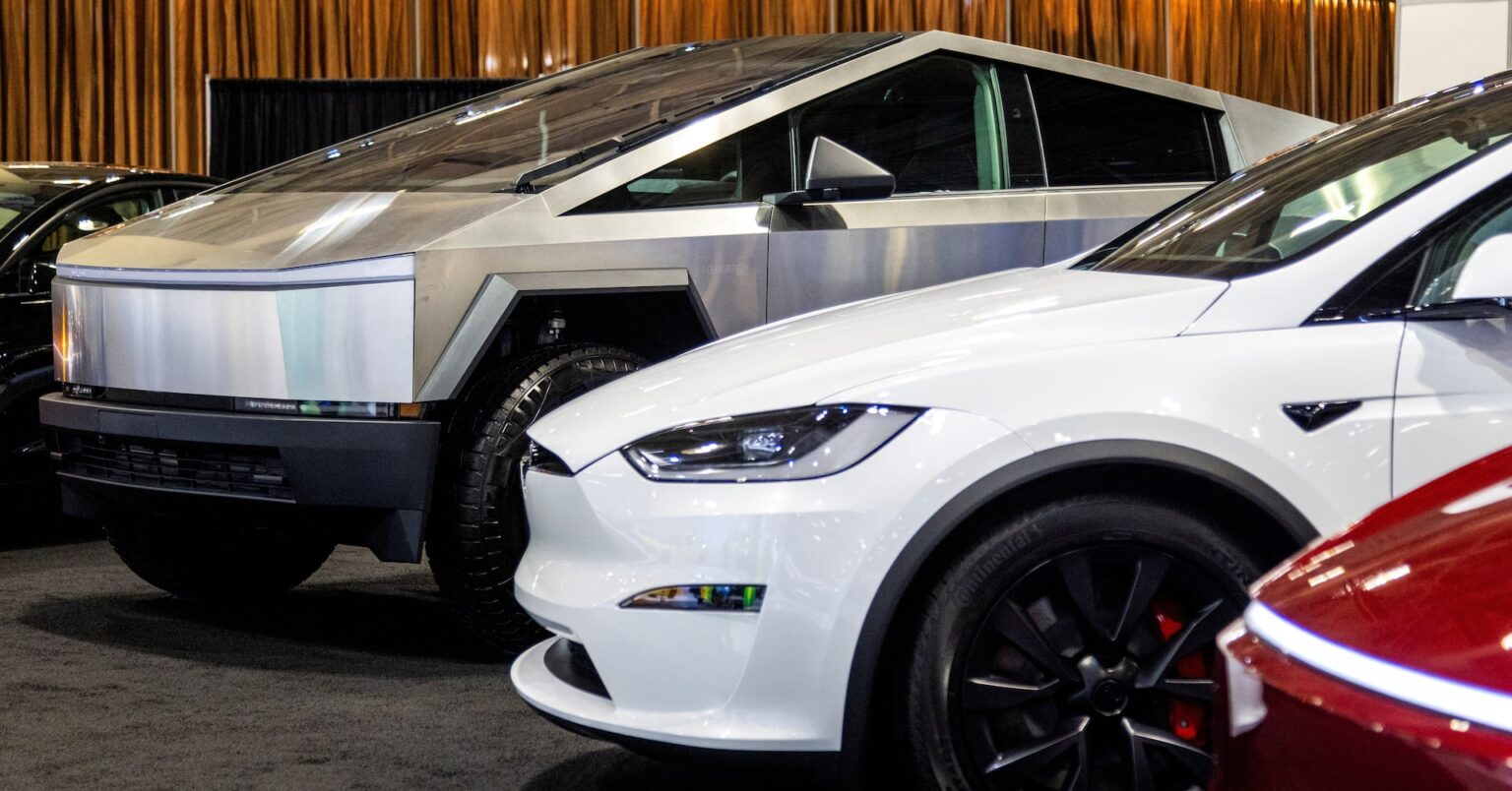 テスラ目標株価引き下げ、ブランドイメージ悪化で＝ＪＰモルガン | ロイター