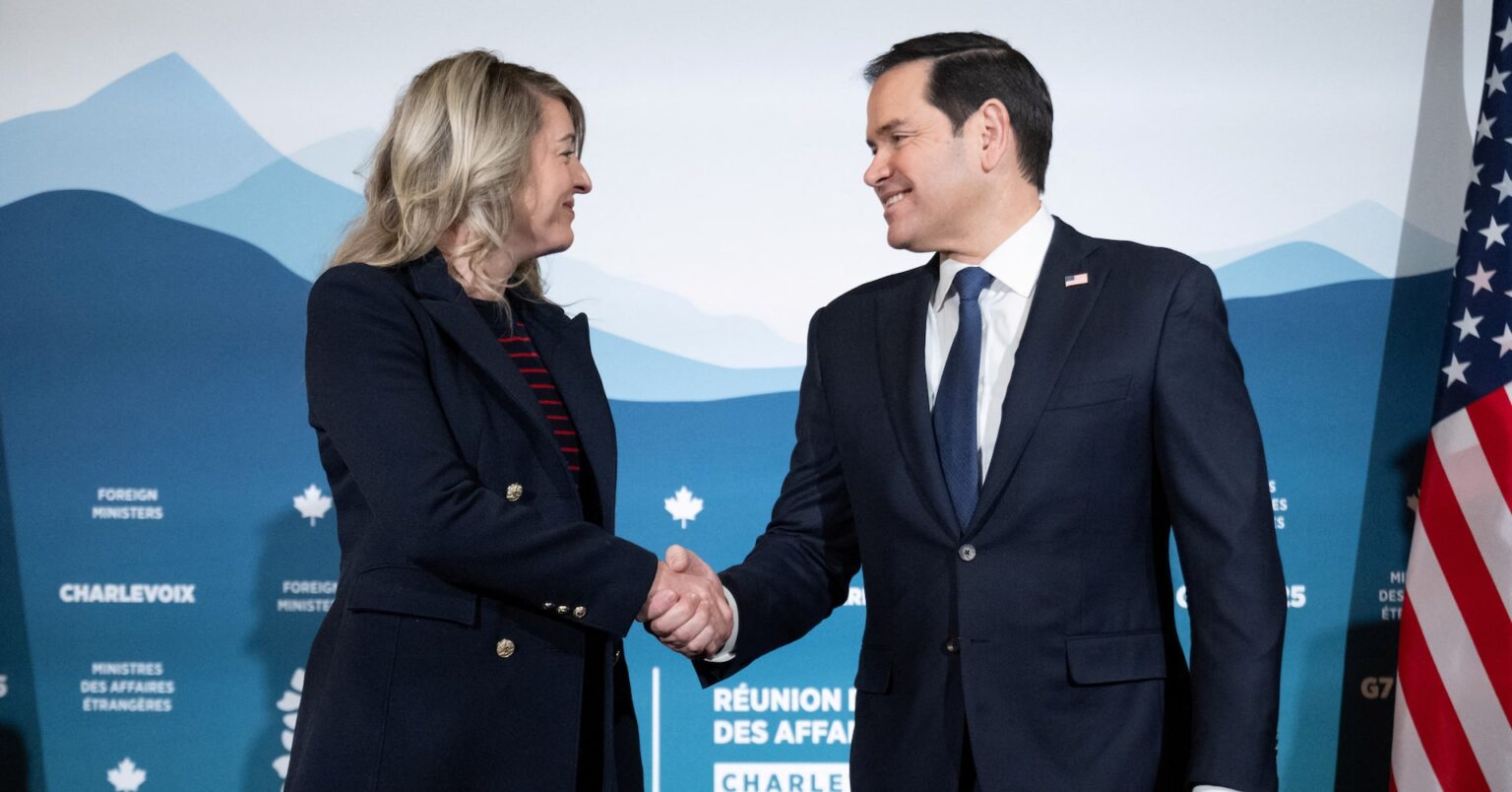 カナダ外相、米国務長官と率直な協議　関税や主権など巡り | ロイター
