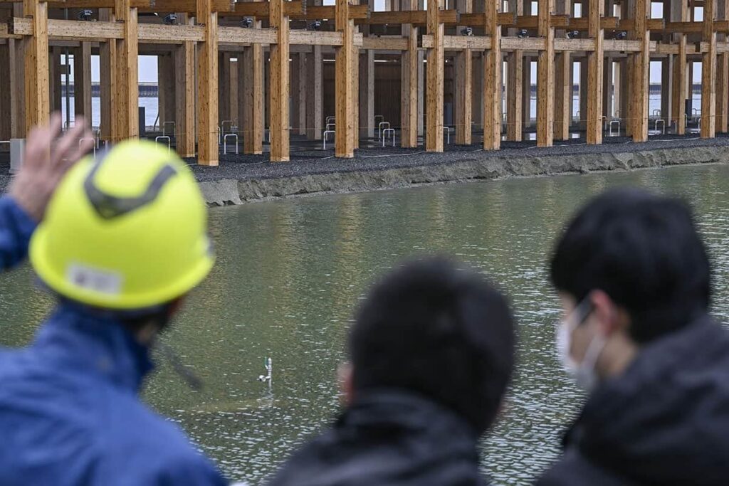大阪万博、今度は木造リングの根本が大崩壊…注水開始の2日後に発覚も「ギネス認定」まで公表せずの “隠蔽” 体質 ― 先が思いやられる