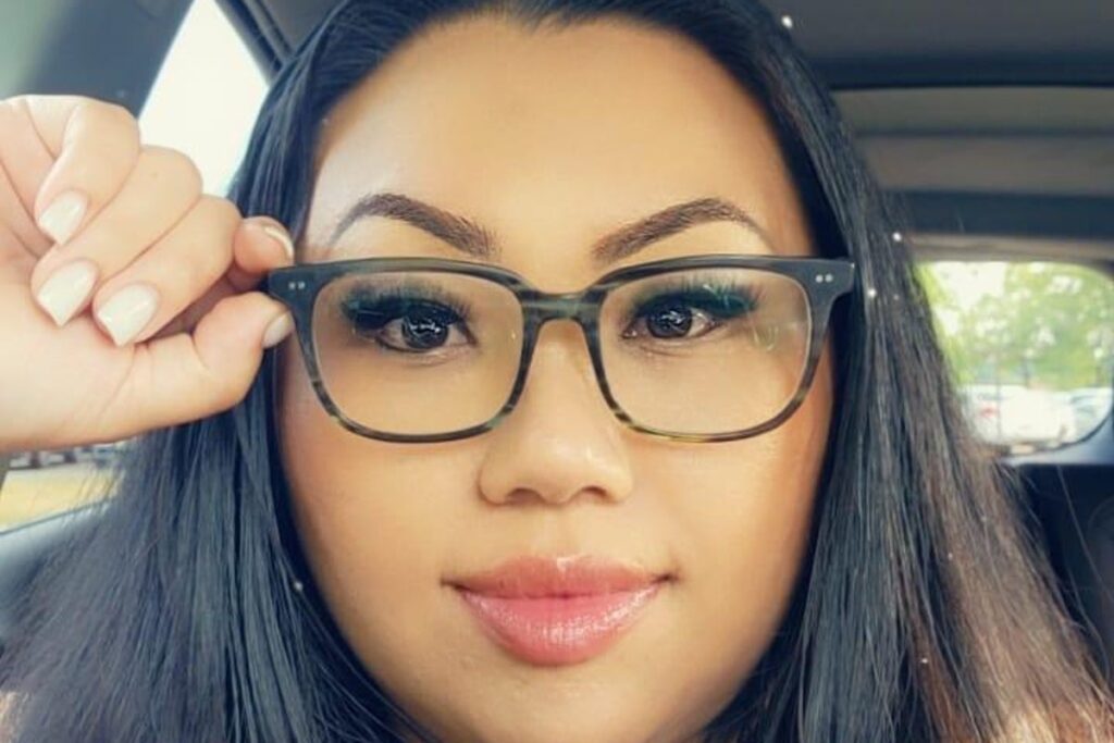 ミルウォーキーの母親は、彼女が行ったことのない国であるラオスに強制送還しました。