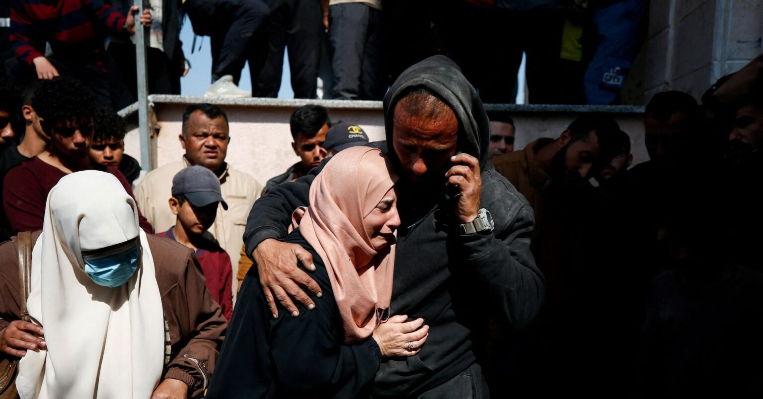停戦発効後のガザにイスラエルが空爆、少なくとも15人死亡 | ロイター