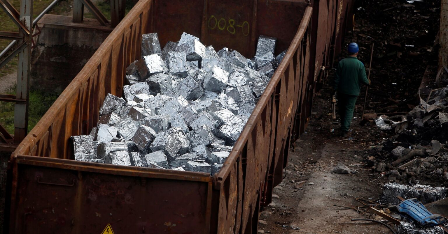 ＥＵ、アルミ産業の保護措置を検討　米国の関税に対応＝草案文書 | ロイター