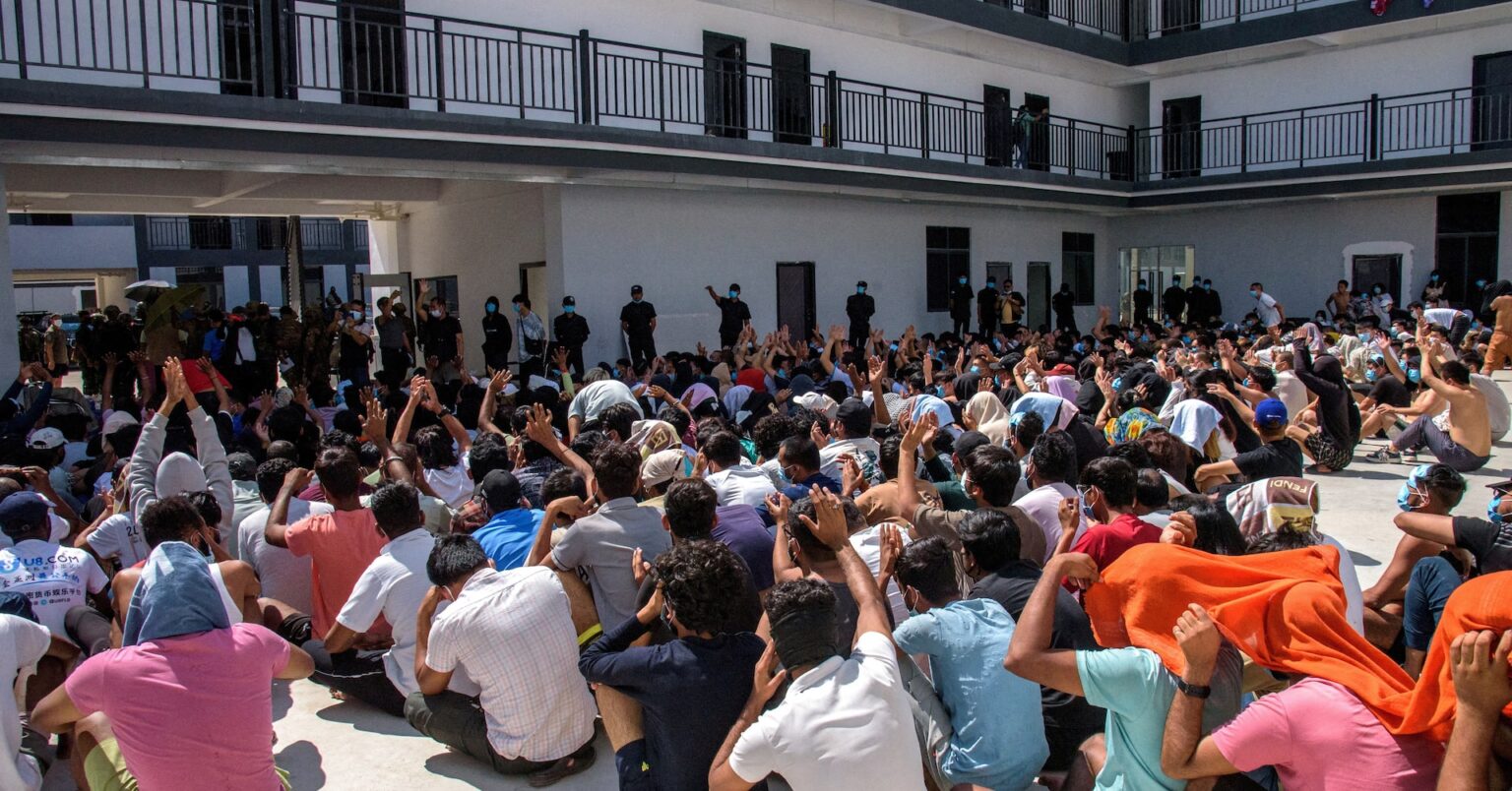 国境近くのミャンマー詐欺拠点に依然最大10万人＝タイ警察 | ロイター