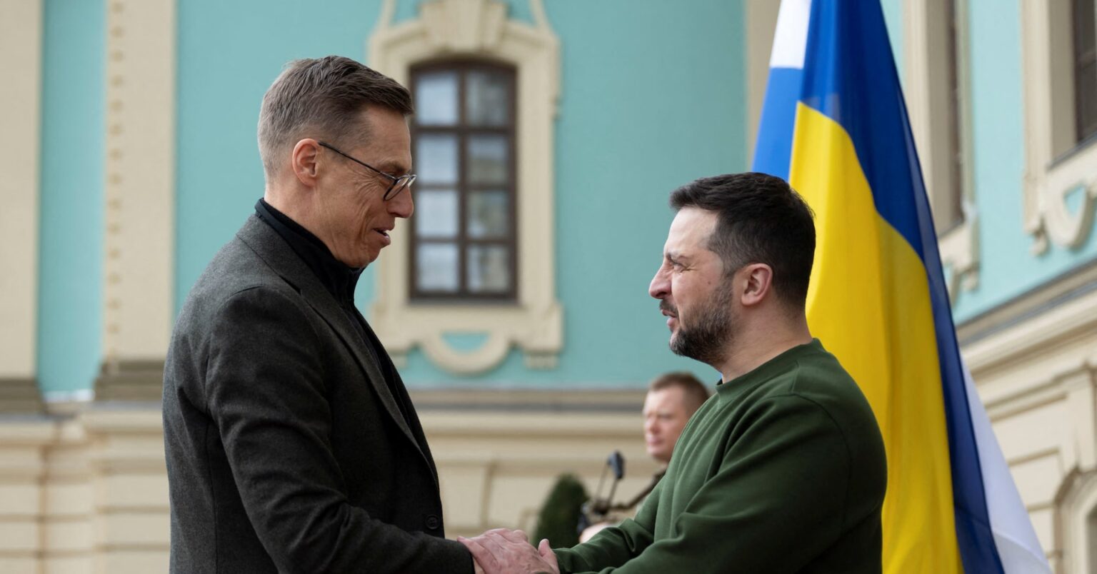 ゼレンスキー氏「ウクライナ和平協議に欧州の参加必要」 | ロイター