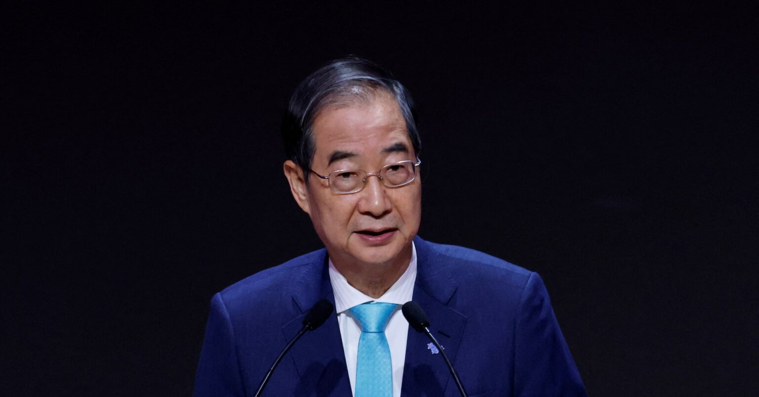 韓国憲法裁、首相の罷免是非を24日宣告　大統領は未定 | ロイター