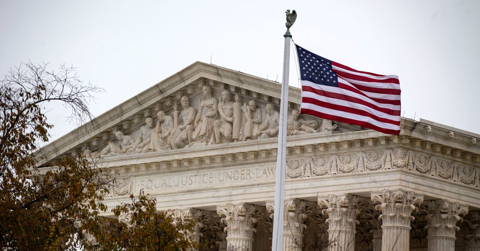 トランプ氏、連邦判事の権限制限を要求 相次ぐ差し止め命令受け | ロイター トランプ氏、連邦判事の権限制限を要求 相次ぐ差し止め命令受け | ロイター