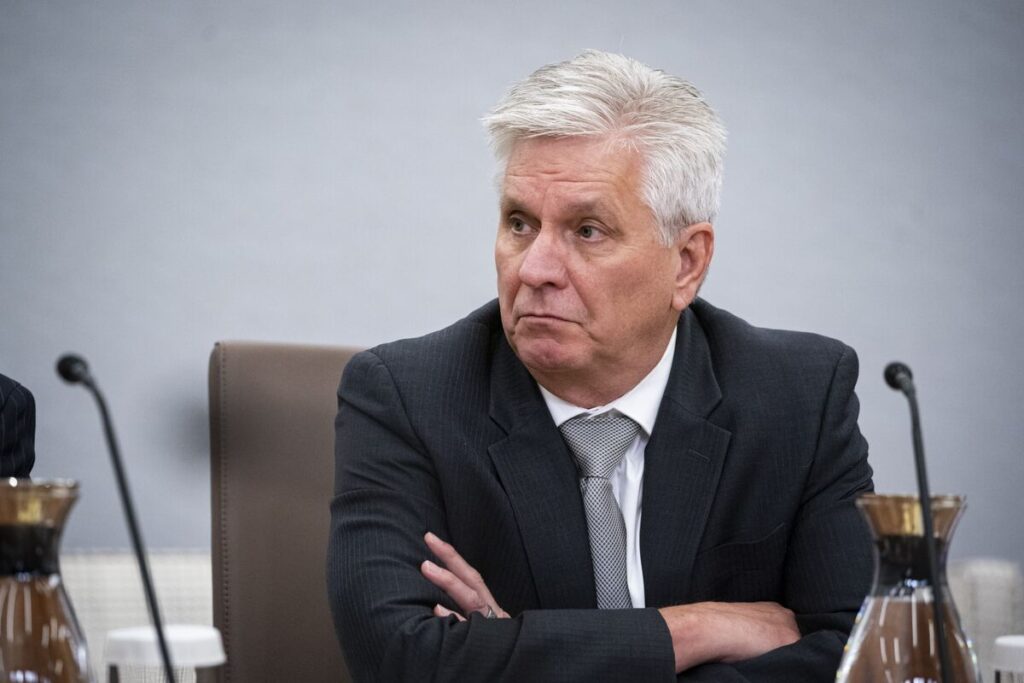 ウォラー理事、準備残高まだ「潤沢」－ランオフ減速への反対理由説明 - Bloomberg