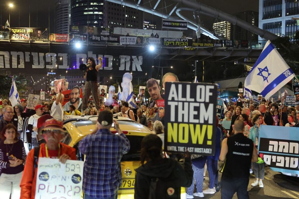 イスラエル国防相、恒久的にガザ併合も－ハマスが人質解放拒否なら - Bloomberg