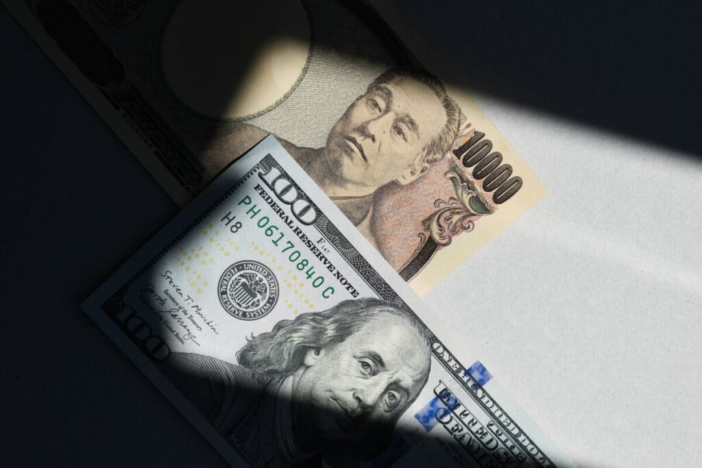 円は対ドルで149円台後半に下落、米長期金利が時間外取引で上昇 – Bloomberg 円は対ドルで149円台後半に下落、米長期金利が時間外取引で上昇 - Bloomberg