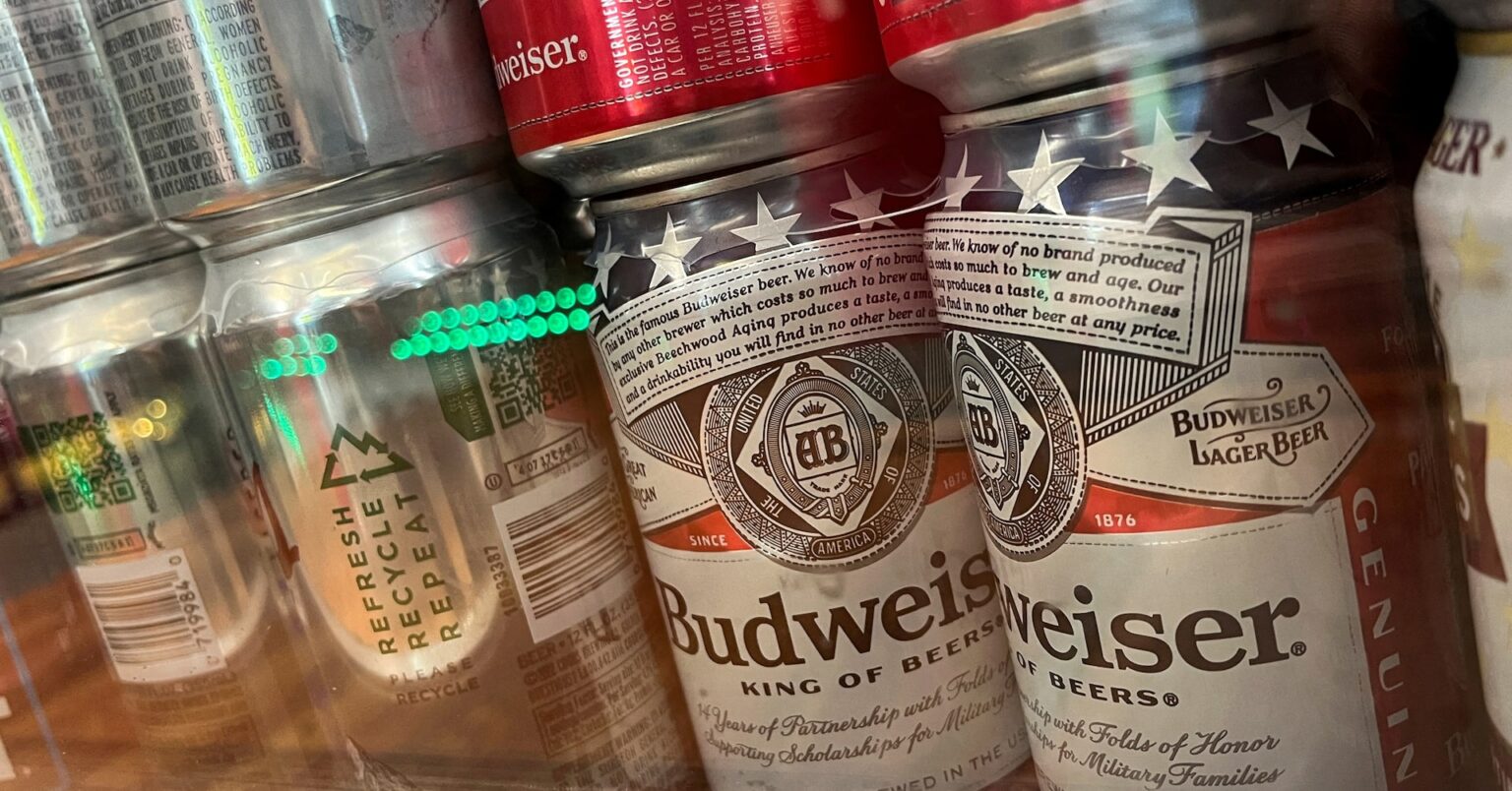 アングル：米大麦農家、ビール消費減少とトランプ関税の二重苦 | ロイター