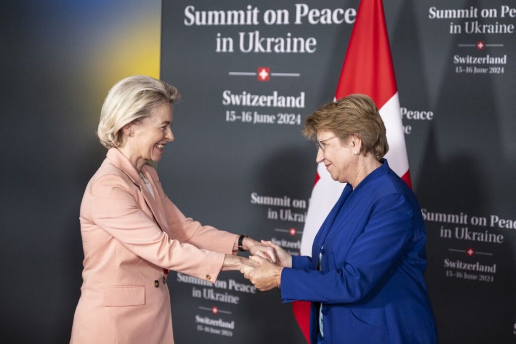 EUとスイス、単一市場へのアクセス確保で合意 – Bloomberg EUとスイス、単一市場へのアクセス確保で合意 - Bloomberg