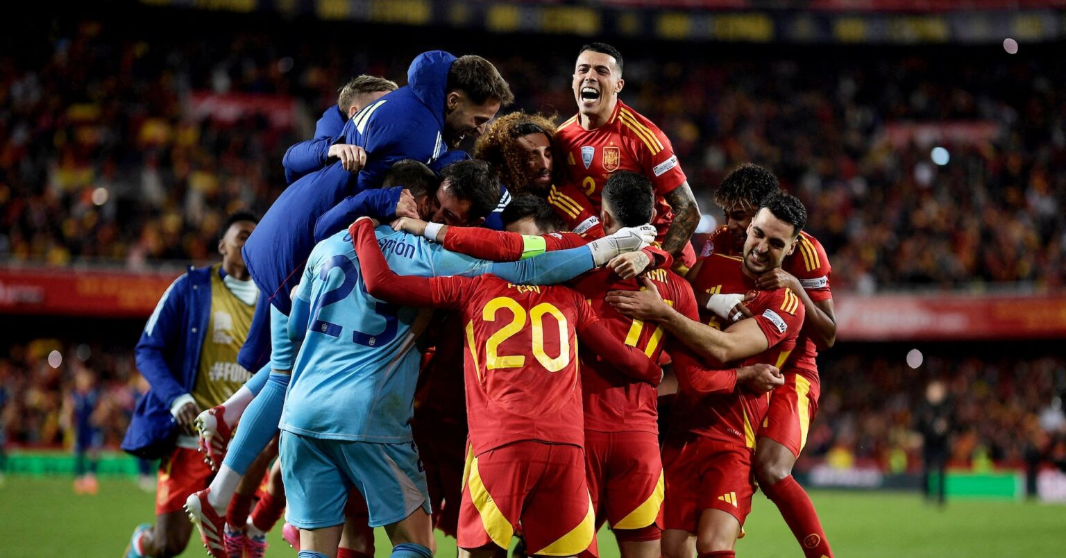 サッカー＝前回優勝スペインが欧州ＮＬ4強入り、クロアチア敗退 | ロイター