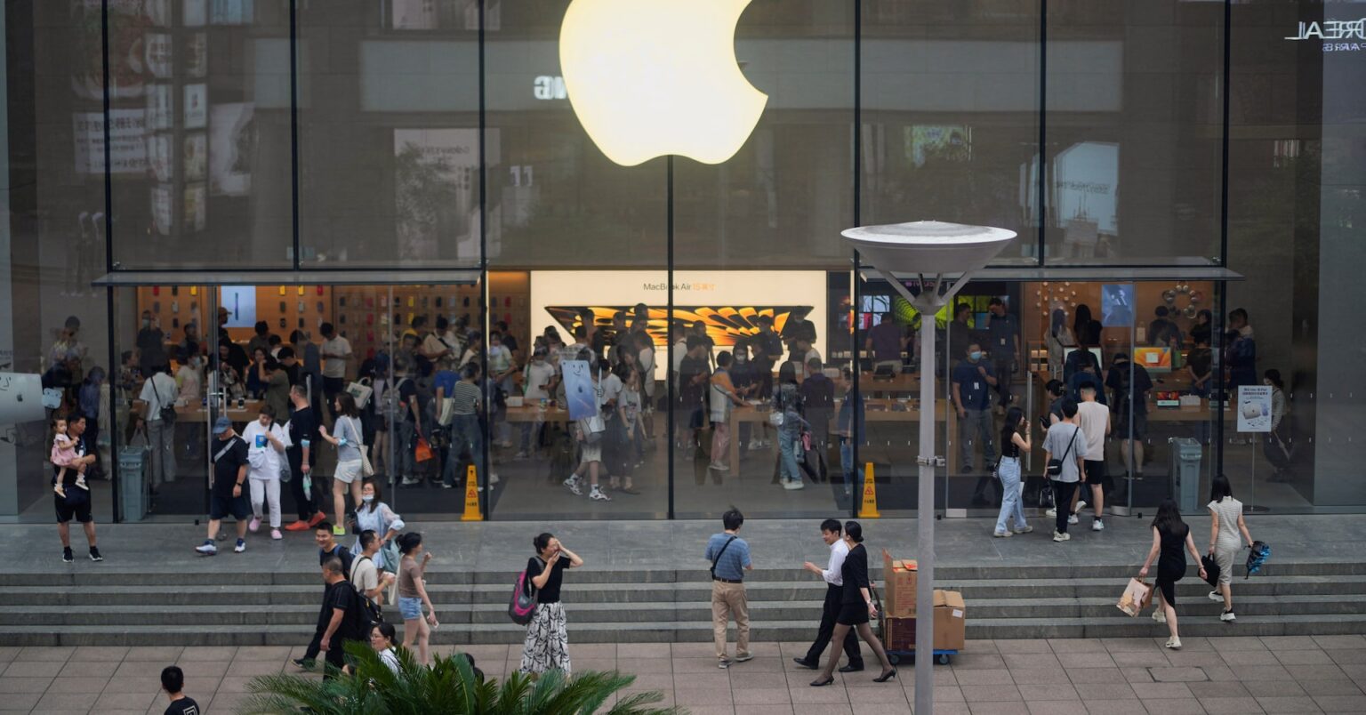 中国、米アップル「投資拡大を歓迎」　商務相がクックＣＥＯと面会 | ロイター