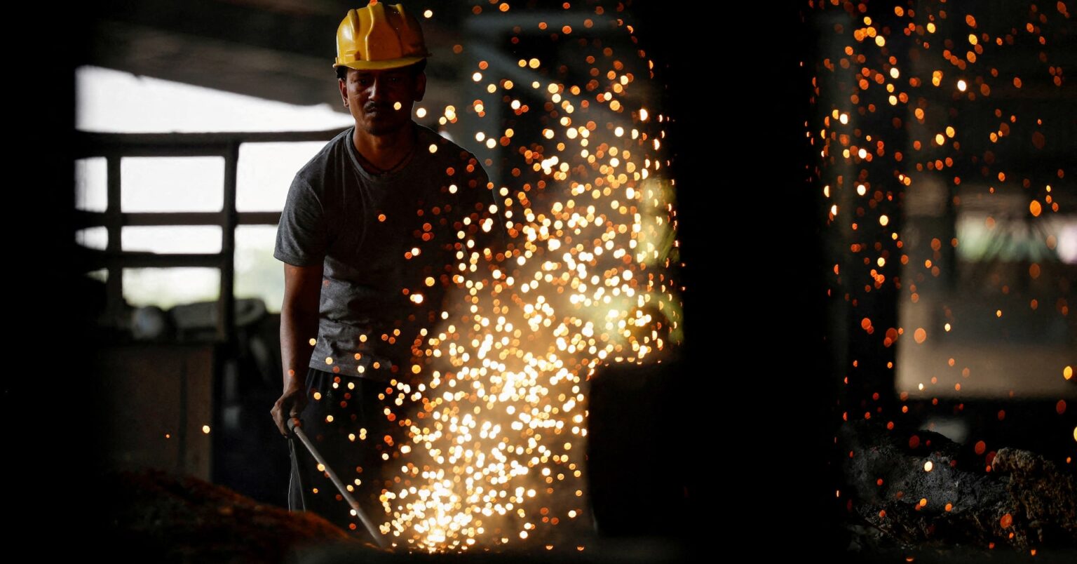 インドの国内製造奨励制度、終了へ 中国対抗も効果振るわず | ロイター インドの国内製造奨励制度、終了へ 中国対抗も効果振るわず | ロイター