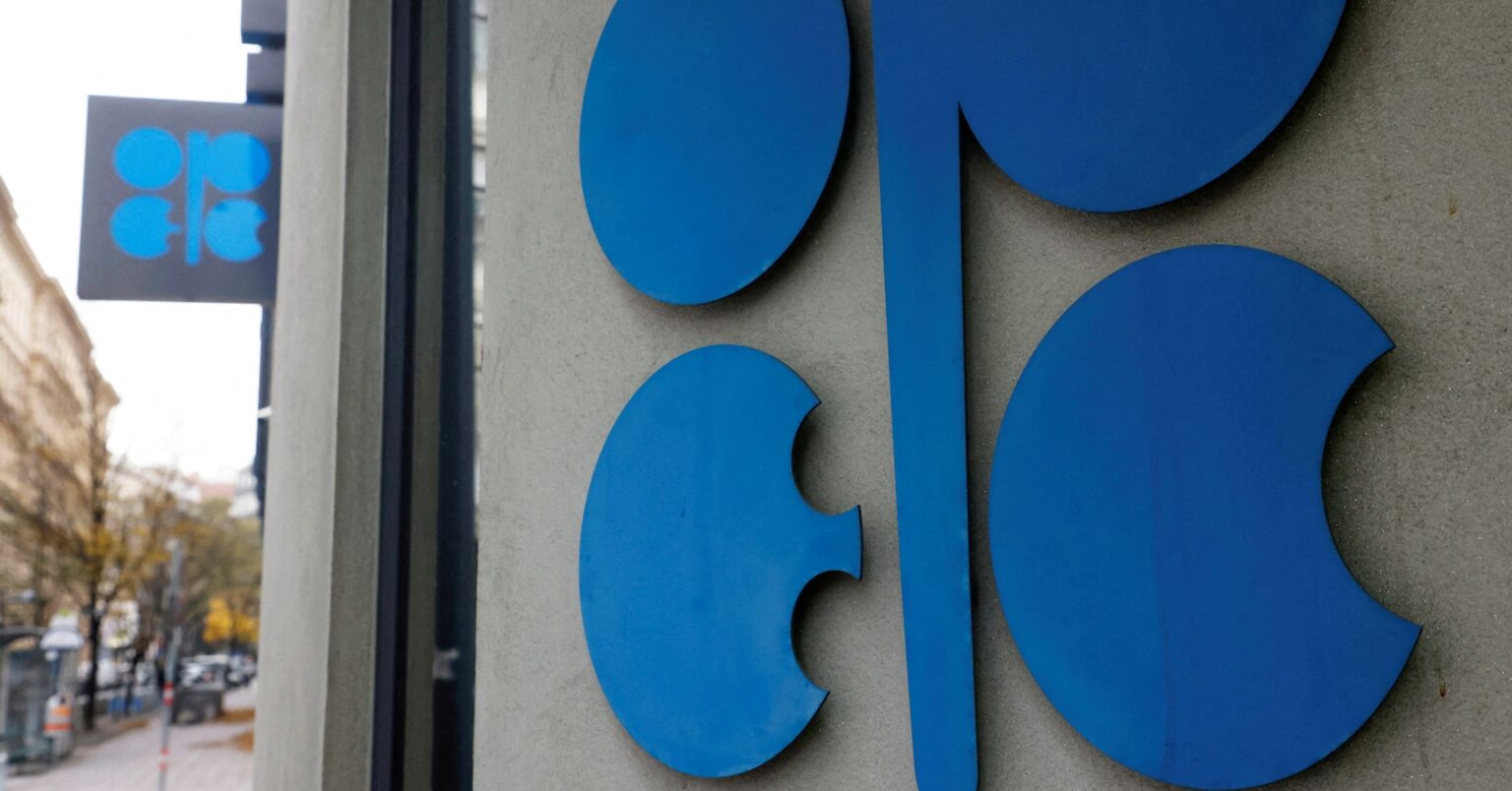 米・OPECの過剰供給で原油安長期化も、ロシア中銀が警告 | ロイター 米・OPECの過剰供給で原油安長期化も、ロシア中銀が警告 | ロイター