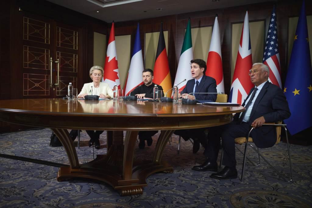 開戦3年後の歴史的視点：プーチンはなぜウクライナに全面侵攻したのか 米国とNATOの油断が、歪んだ歴史観抱くプーチンを走らせた(1/8) | JBpress (ジェイビープレス)