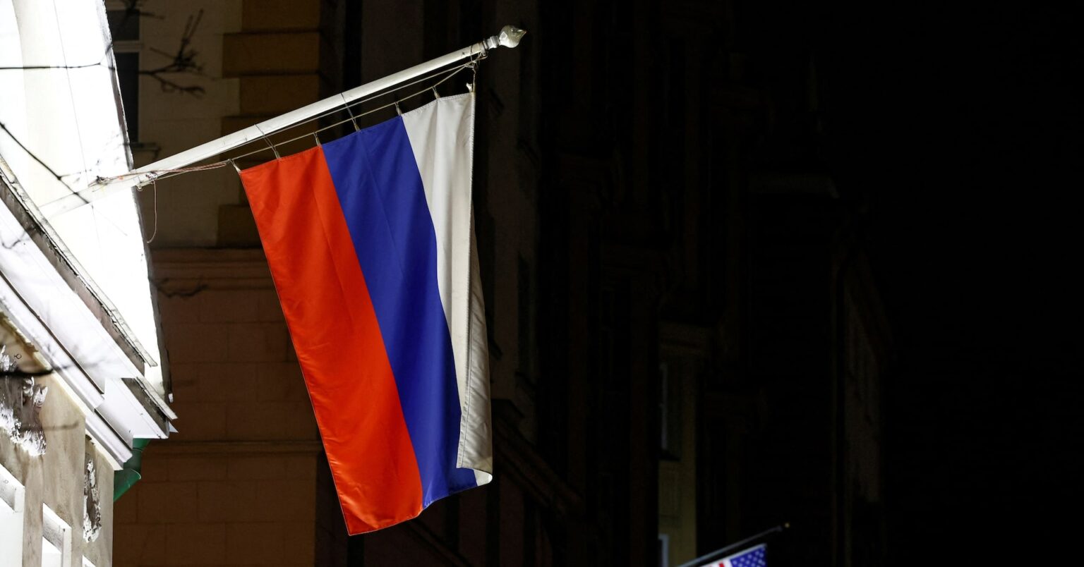 米ロ、サウジ会合の結果を分析中　「協議内容公表せず」とロ報道官 | ロイター