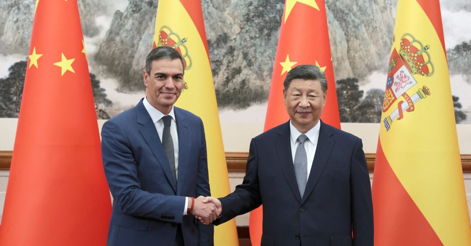 中国訪問中のスペイン首相、貿易紛争回避目指す | ロイター