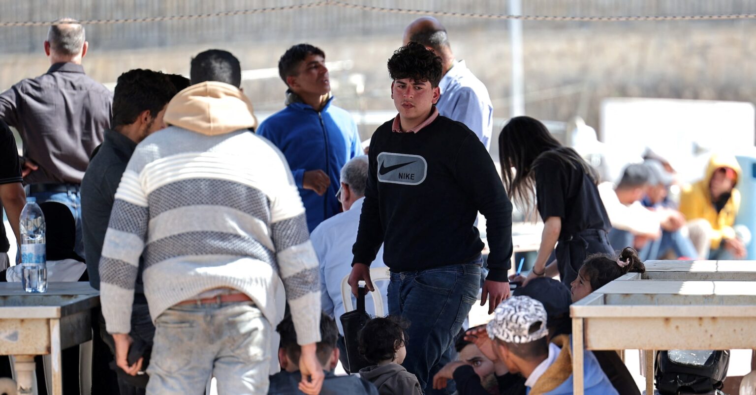 欧州17カ国、ＥＵに不法移民送還規則の厳格化要請 | ロイター