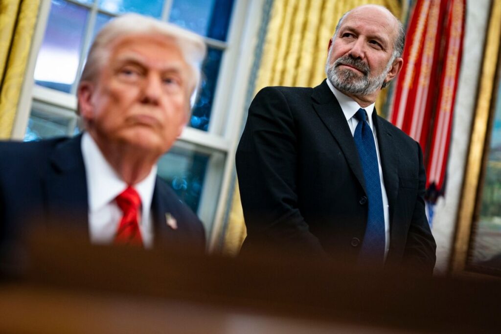 トランプ大統領、４日に関税発動の構え－カナダとメキシコ、中国対象 - Bloomberg