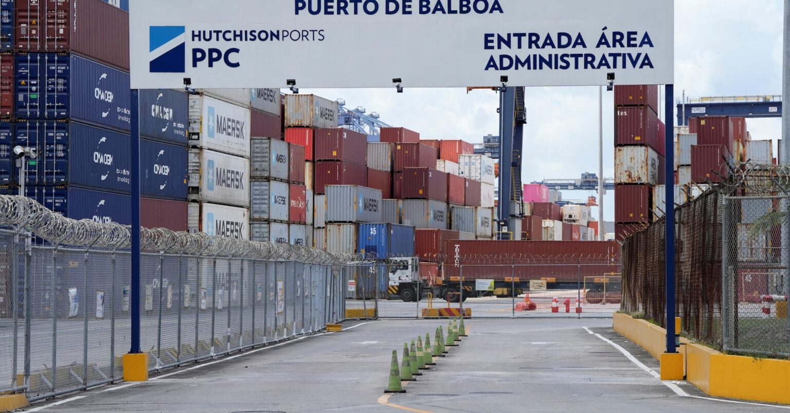 中国、国有企業に李一族企業との新規取引停止を指示＝報道 | ロイター